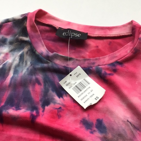 Tie Dye Tee Ruched Sides - Picture 9 of 12